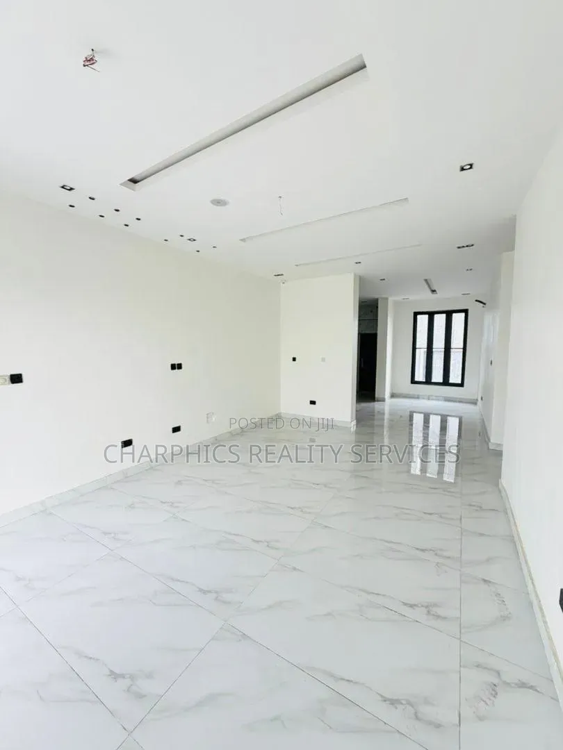 2bdrm Apartment in Ologolo for rent