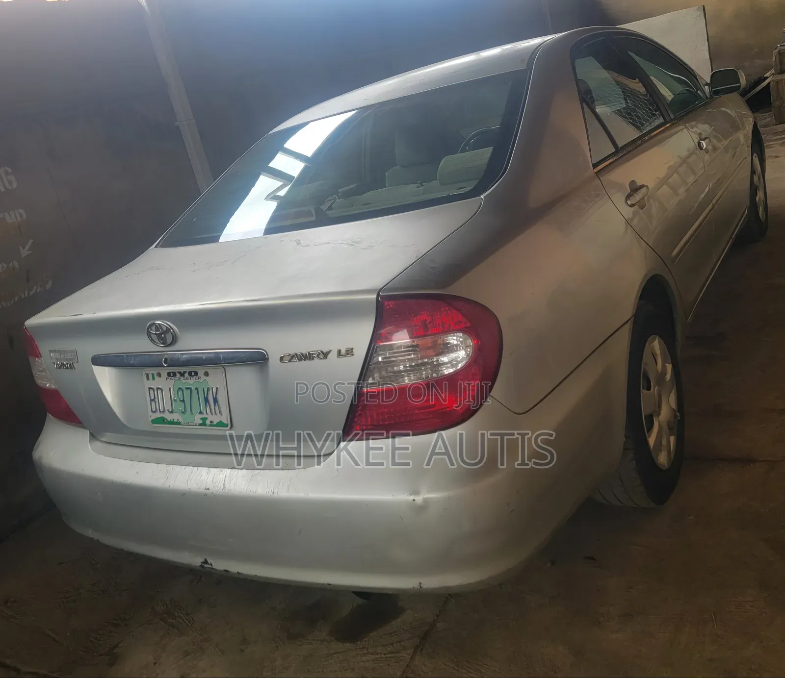 Toyota Camry LE 4dr Sedan (2.4L 4cyl 4A) 2004 Silver