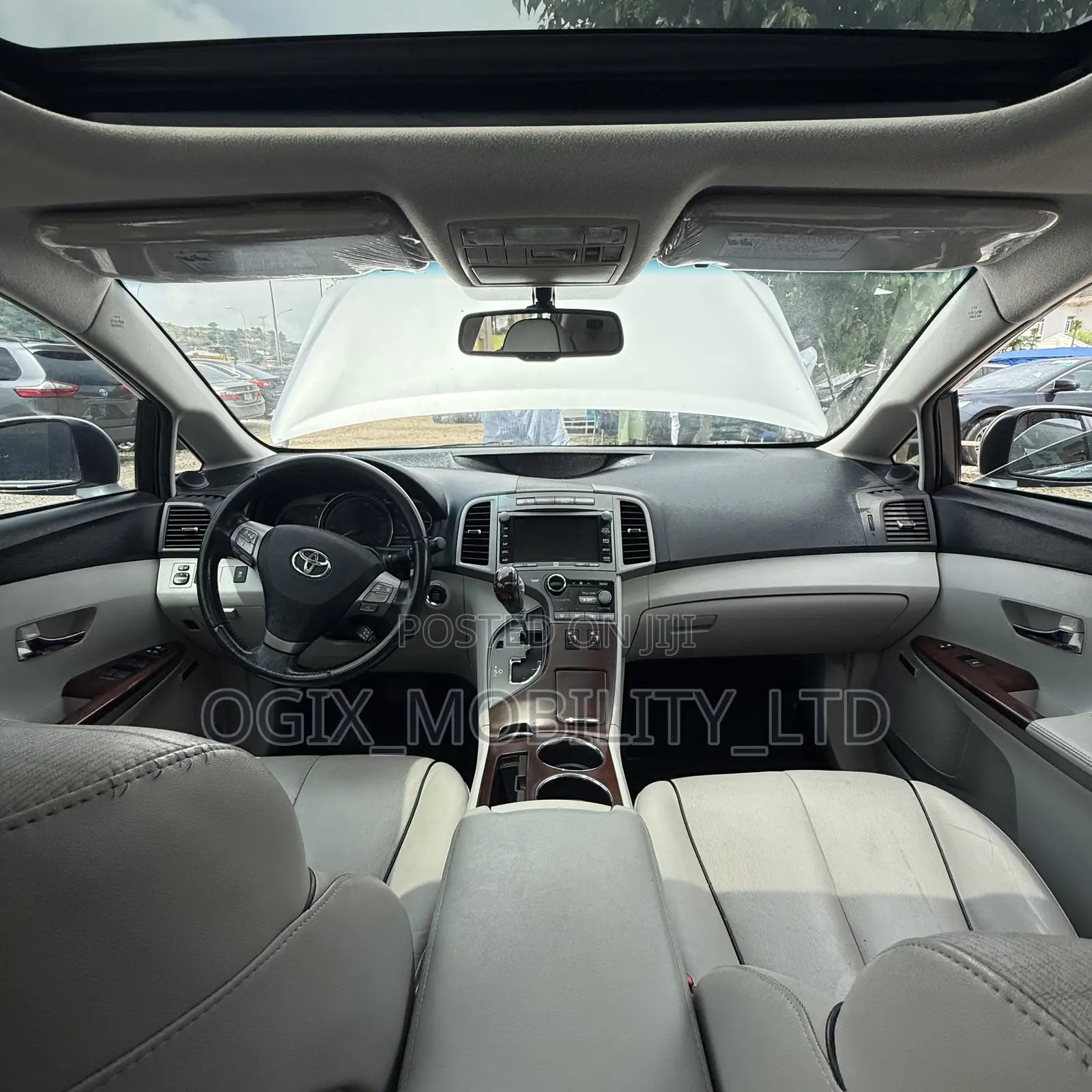 Toyota Venza V6 AWD 2010 Silver
