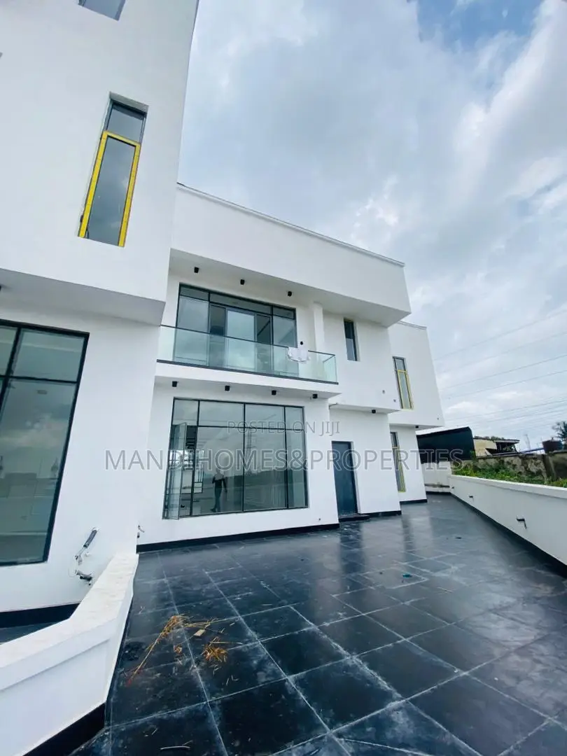 5bdrm Duplex in Royal Garden, Ajah for sale