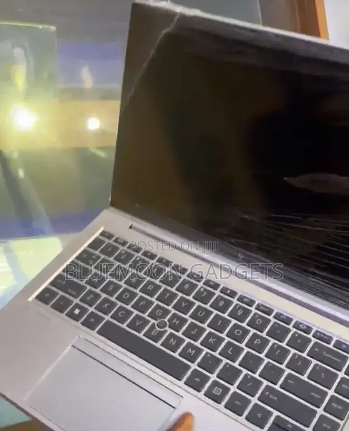 Laptop HP EliteBook 840 G8 8GB Intel Core i5 SSD 256GB