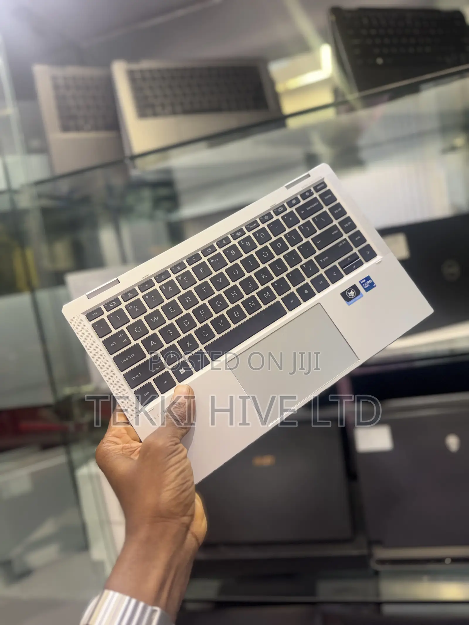 Laptop HP EliteBook 1040 G8 16GB Intel Core i7 SSD 512GB