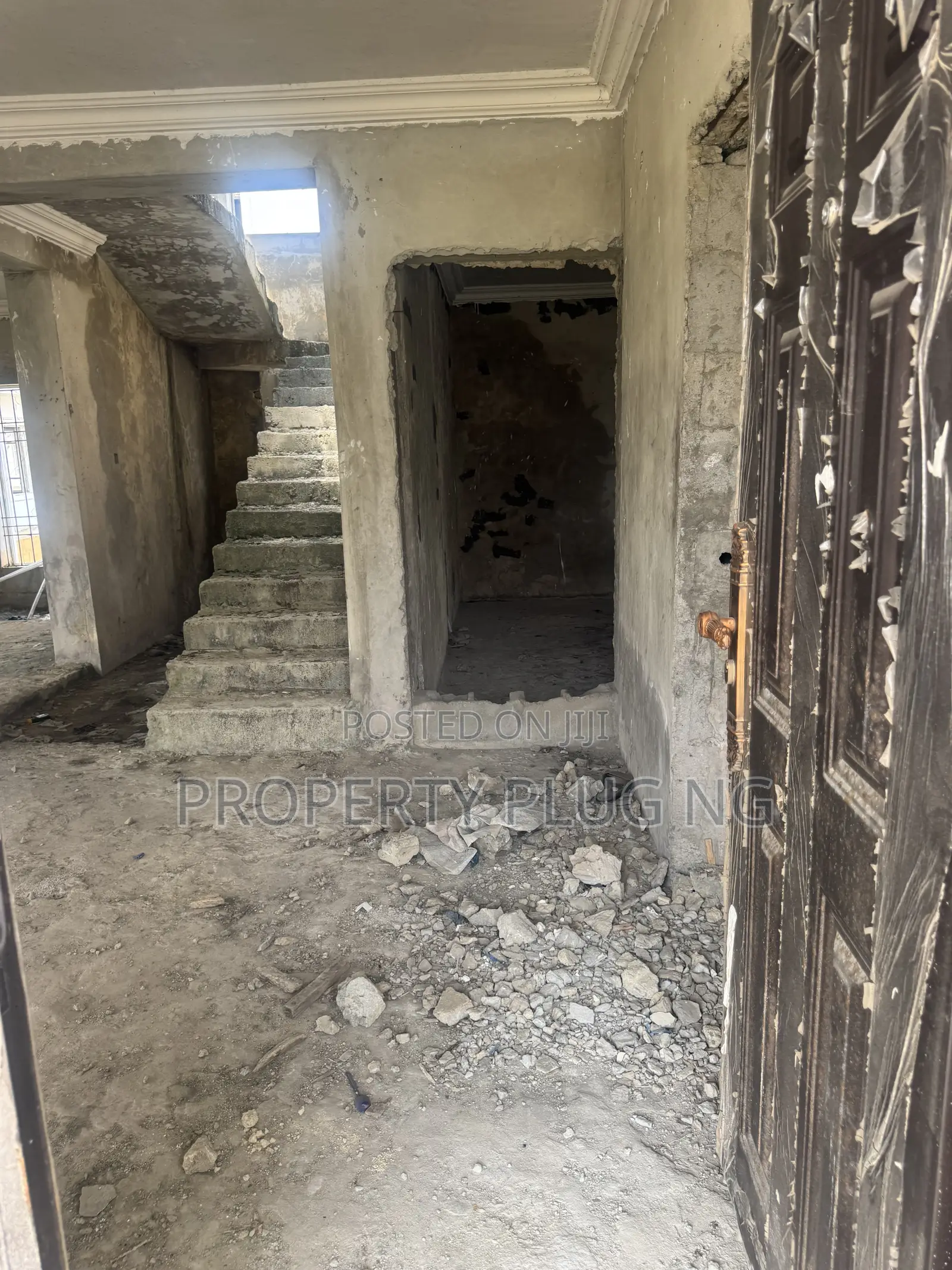 4bdrm Duplex in Pearl Nuga Court, Sangotedo for sale