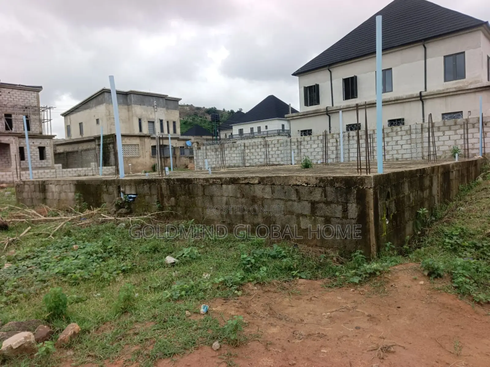 5bdrm Duplex in Seman Estate, Sabon Lugbe for sale