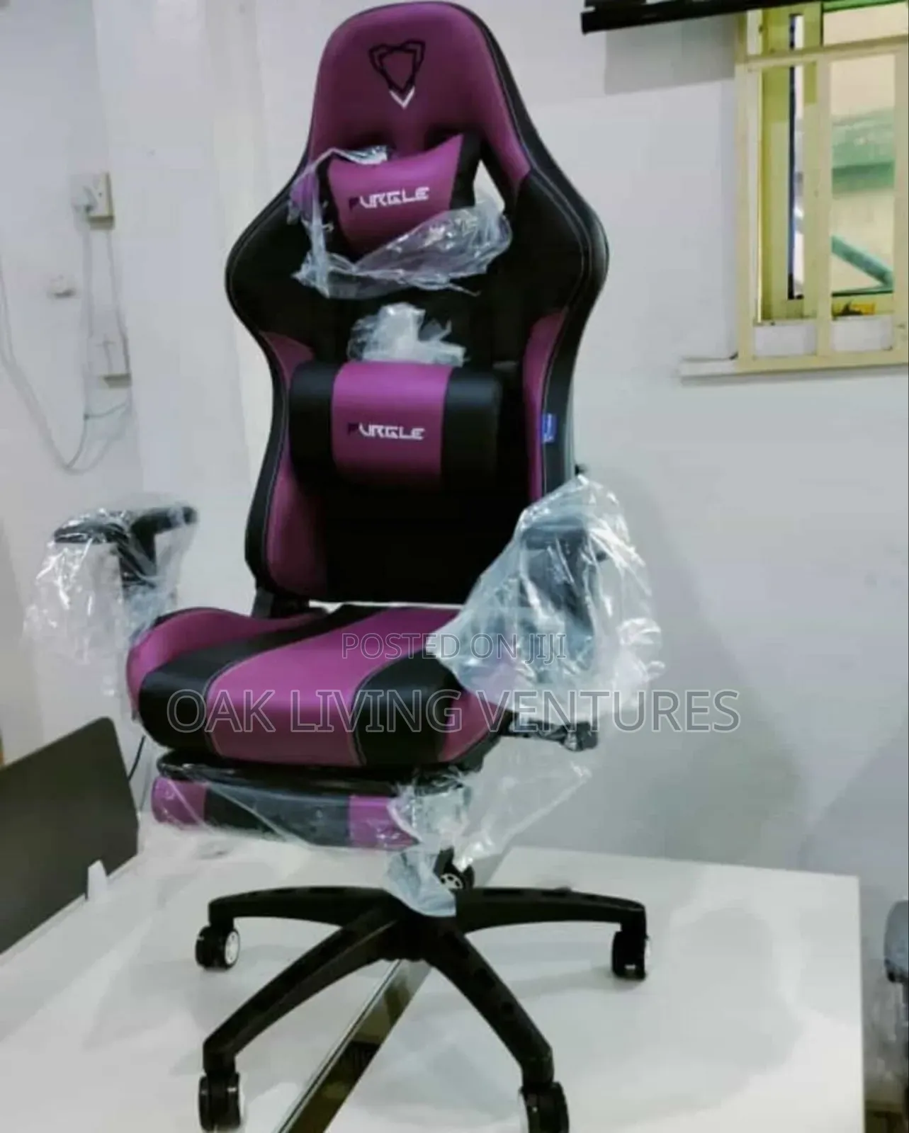 Gaming Chair /Swivel Chair