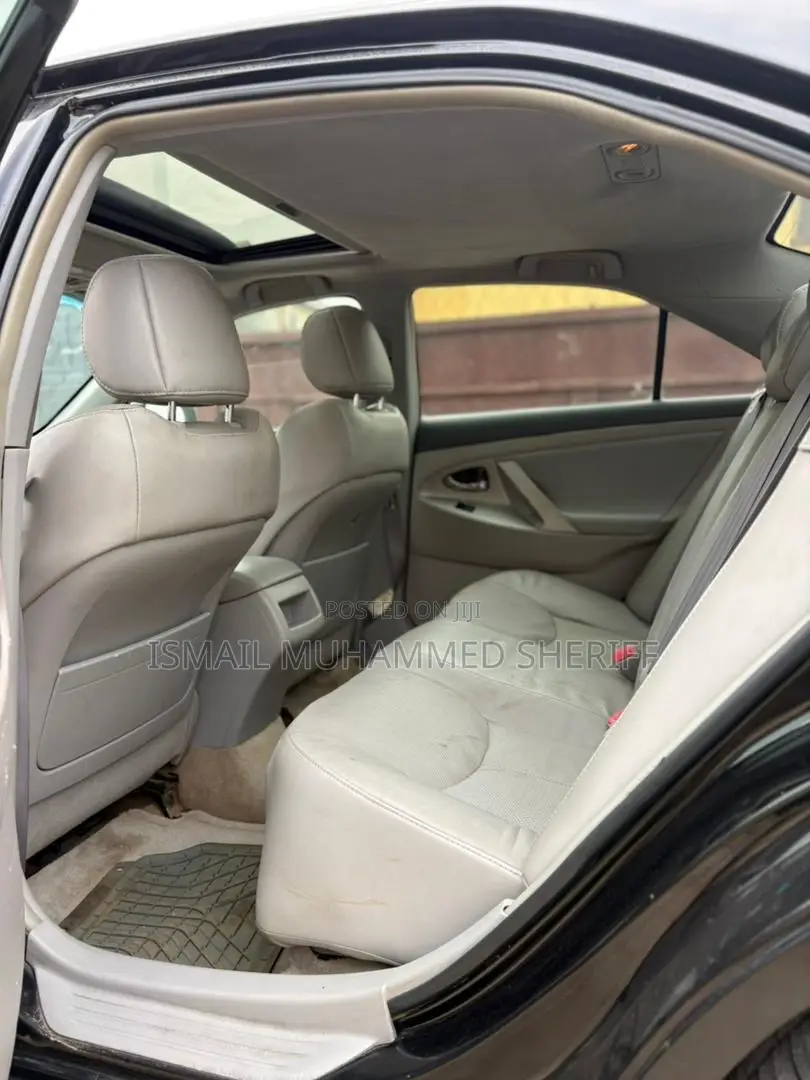 Toyota Camry SE 4dr Sedan (2.4L 4cyl 5A) 2009 Black