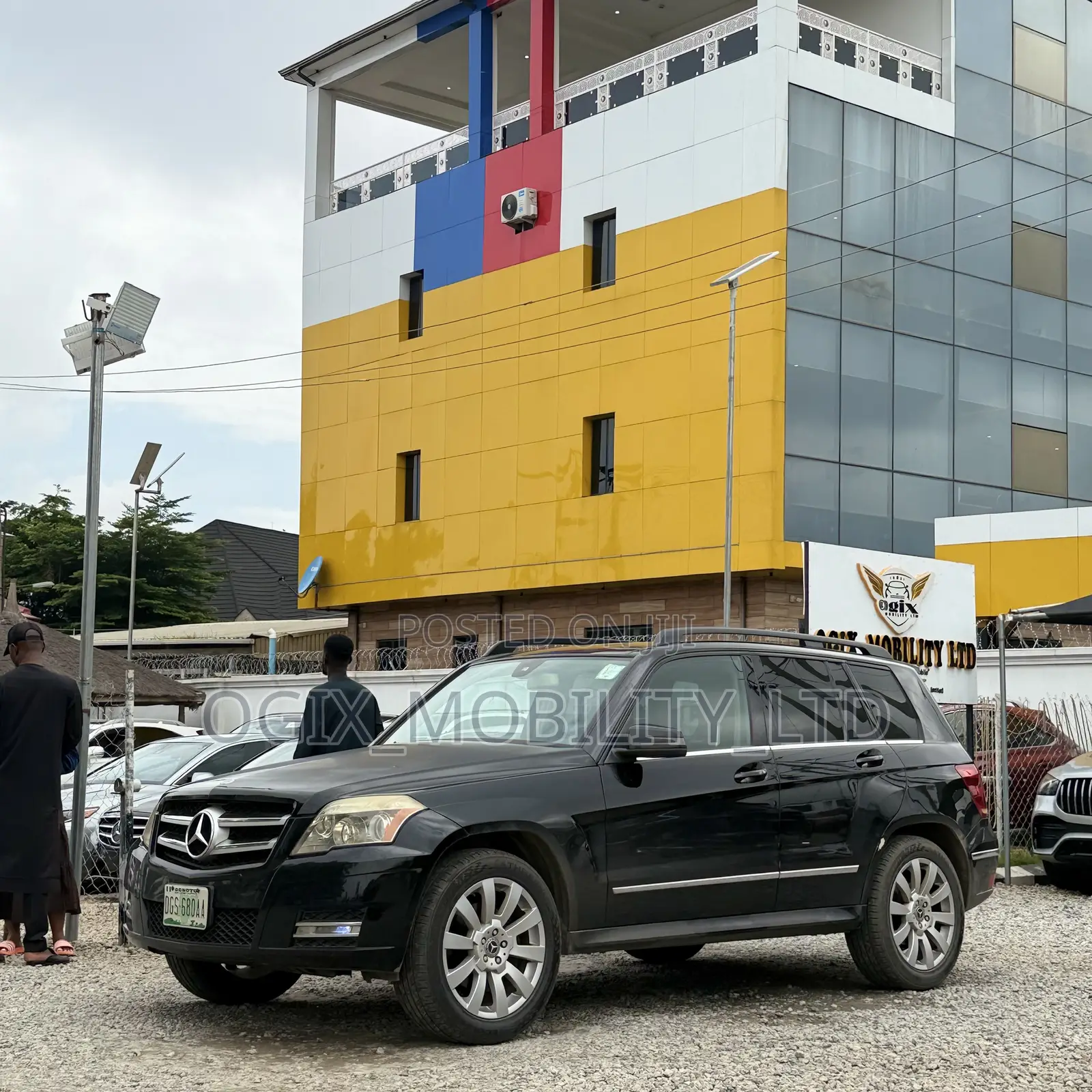 Mercedes-Benz GLK-Class 350 2011 Black
