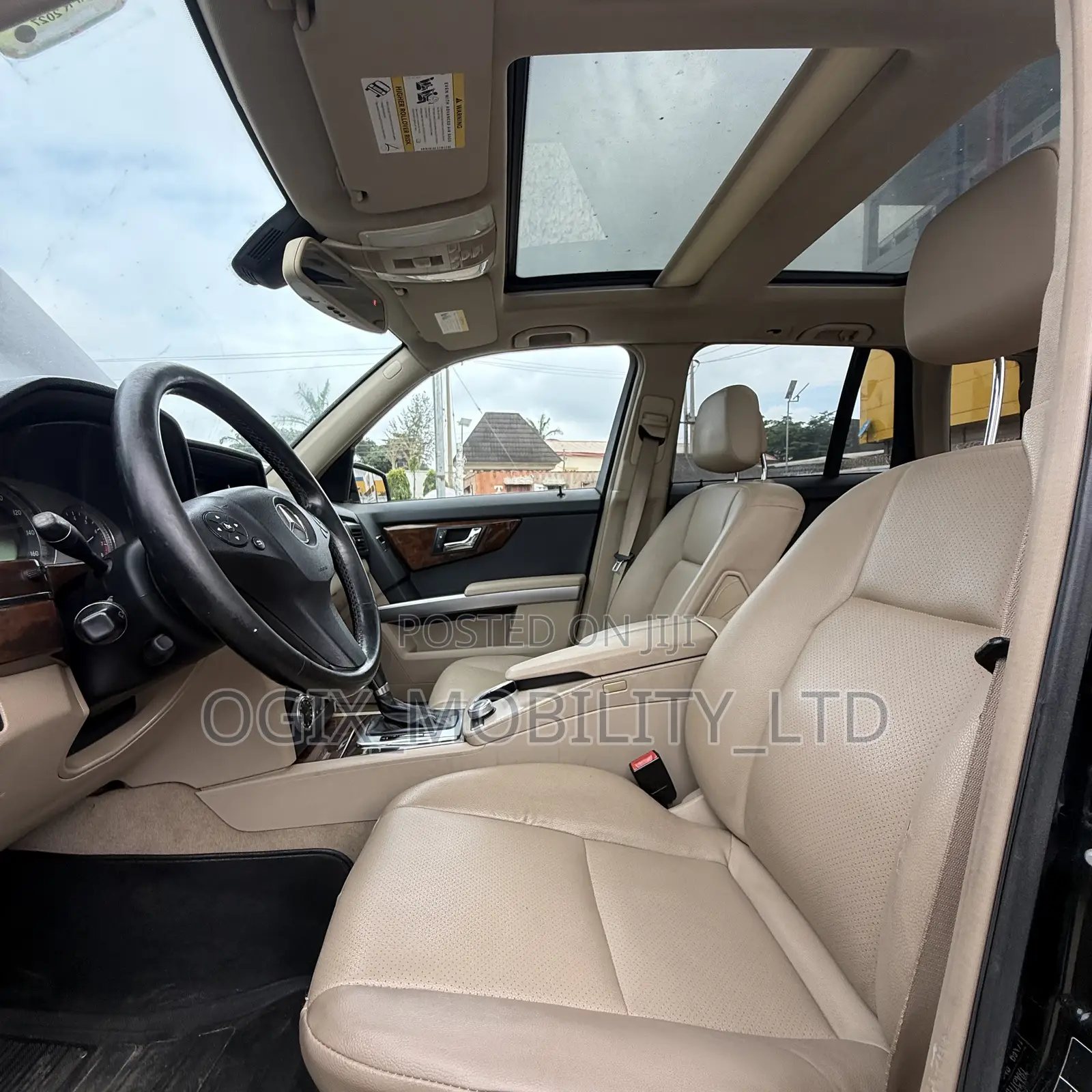 Mercedes-Benz GLK-Class 350 2011 Black