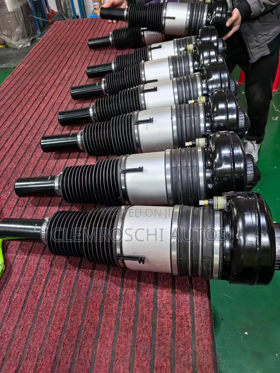 High Quality Certified Complete Brand New Ballon Shock Absorbers.