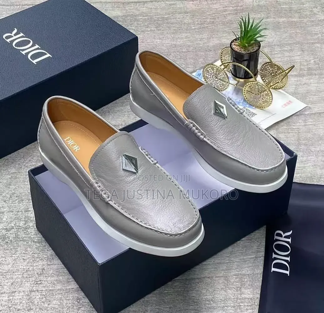 Latest Design High Quality Men's White Sole Loafers Shoes