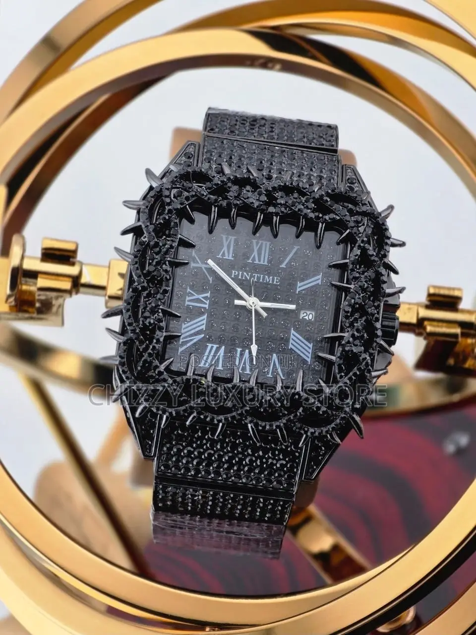 Pintime Quality Men Chain Strap Wristwatch