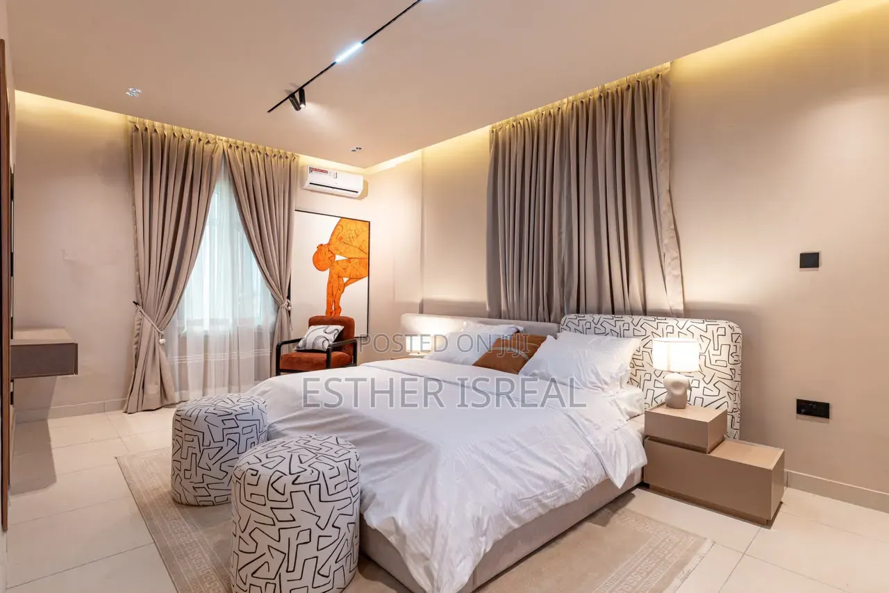 Flow 3 Bedroom Apartment Ikate