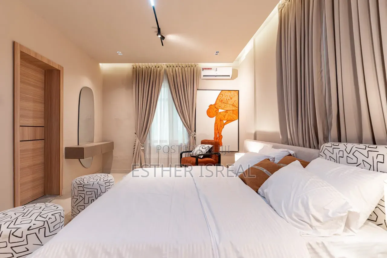 Flow 3 Bedroom Apartment Ikate