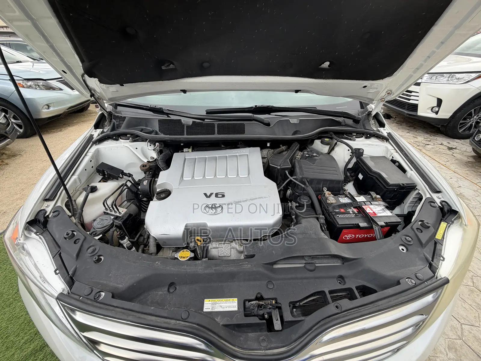 Toyota Venza V6 AWD 2011 White