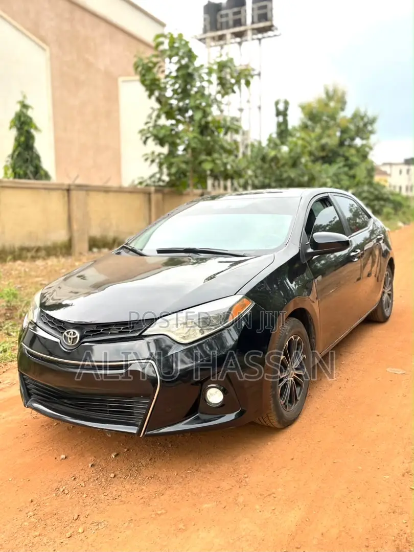 Toyota Corolla 2014 Black