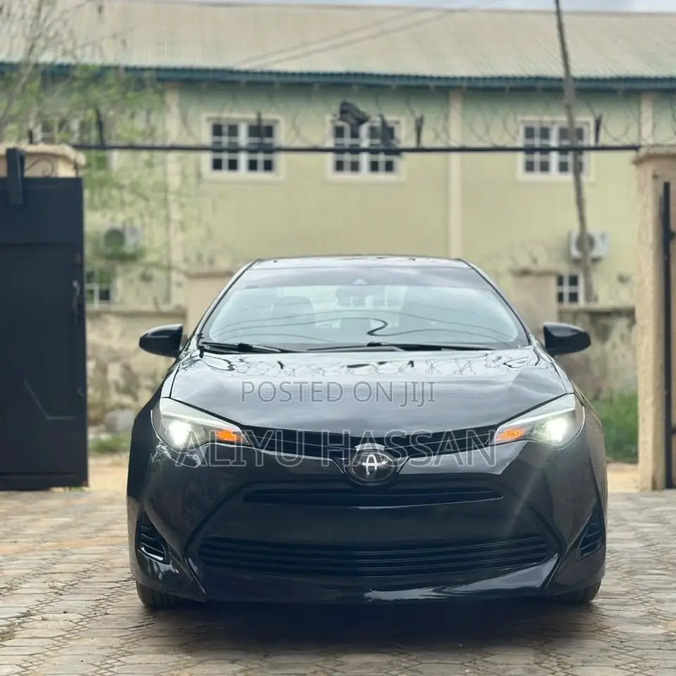Toyota Corolla 2019 Black