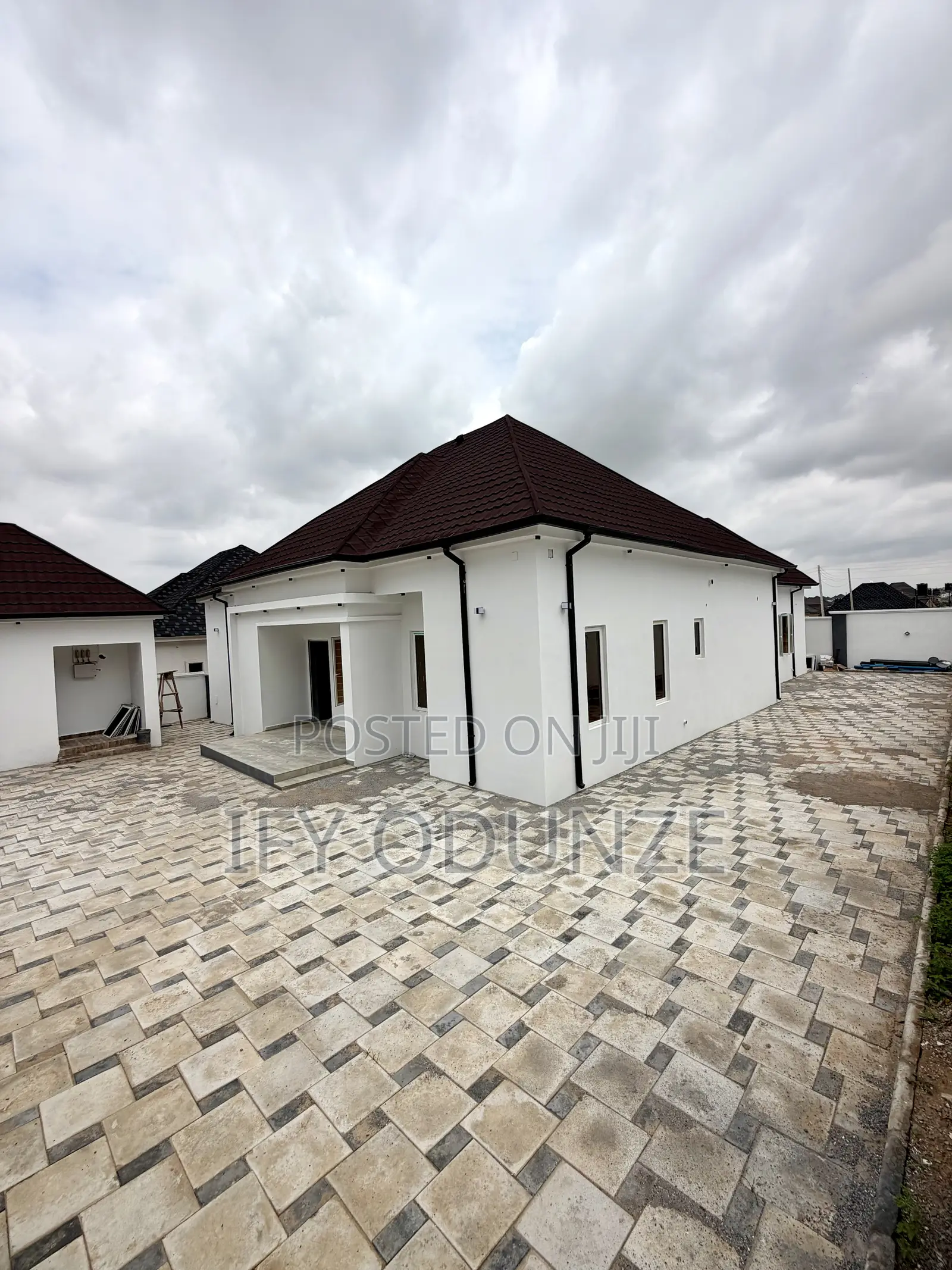 3bdrm Bungalow in Efab, Karsana for sale