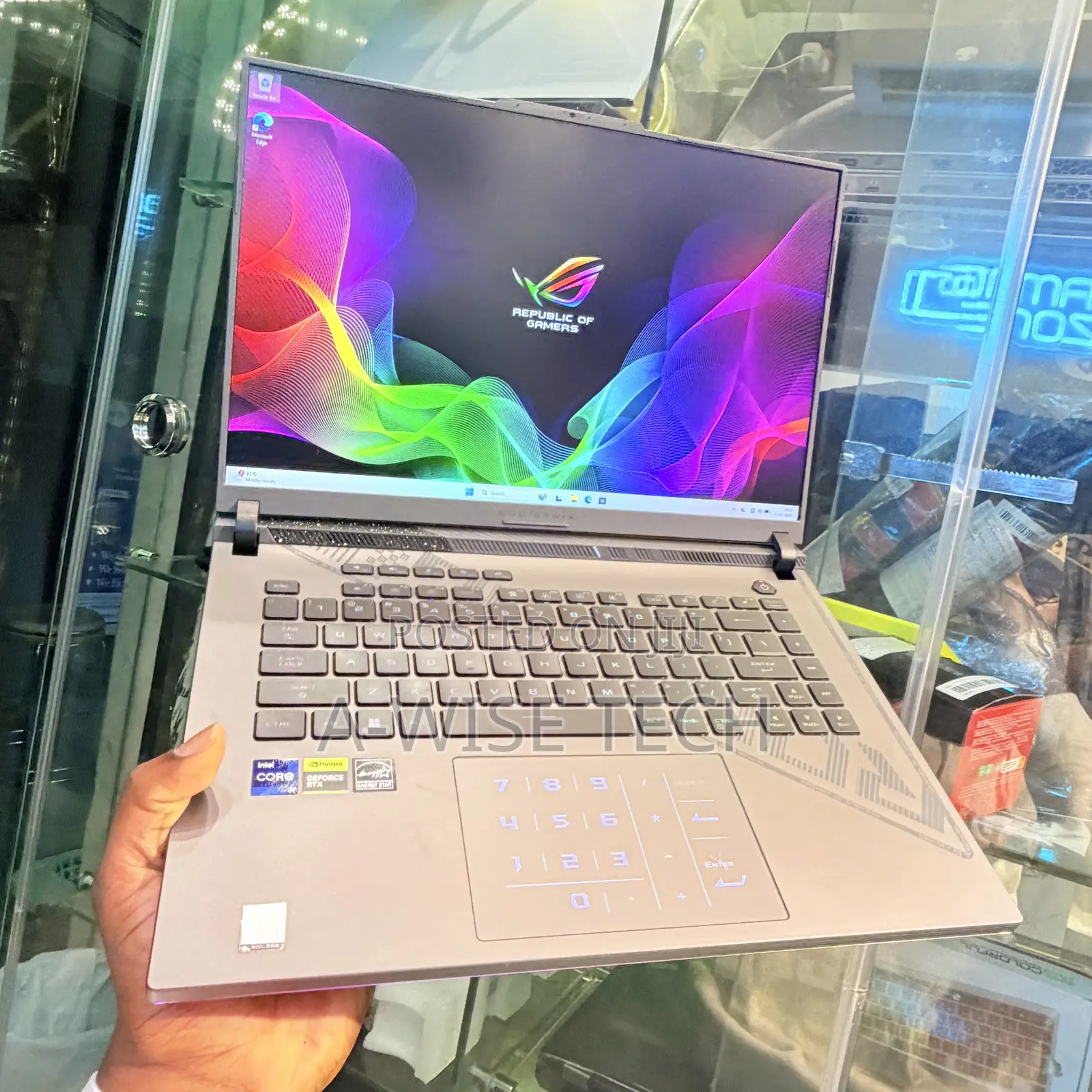 Laptop Asus ROG Strix G16 16GB Intel Core i9 SSD 1T