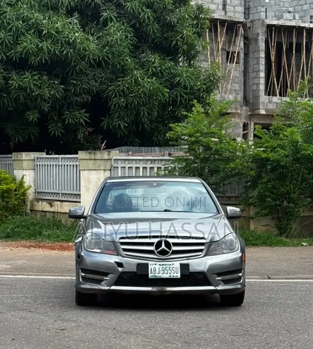 Mercedes-Benz C350 2012 Gray