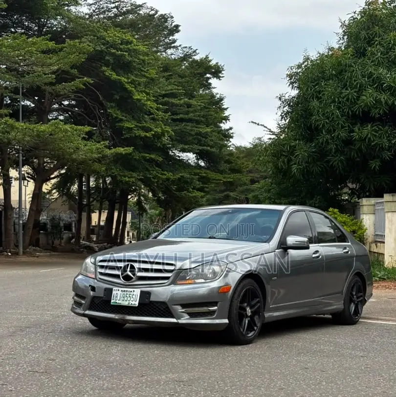 Mercedes-Benz C350 2012 Gray