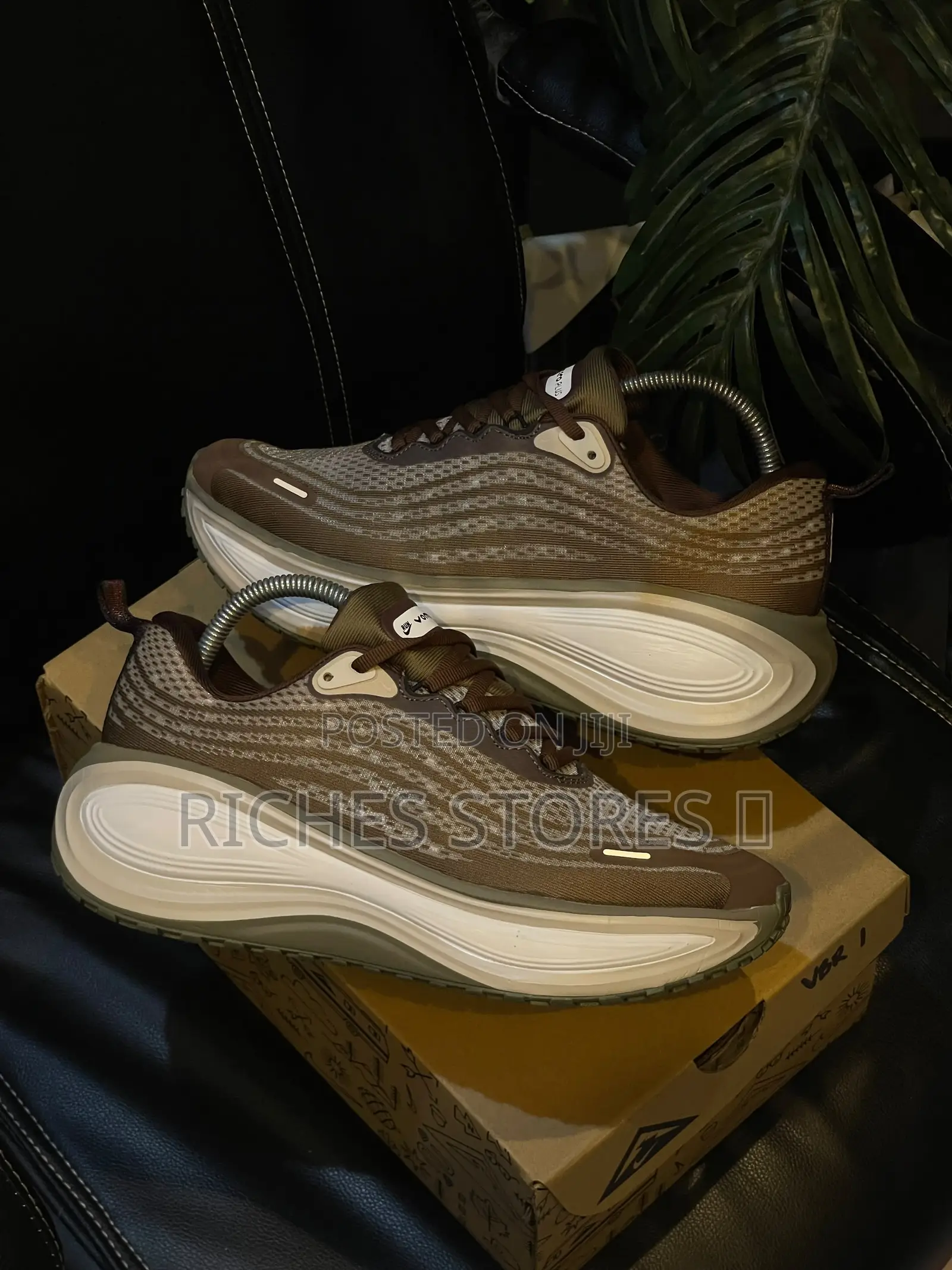 Nike Vomero 18 Plus Running Sneakers in Brown Colorway