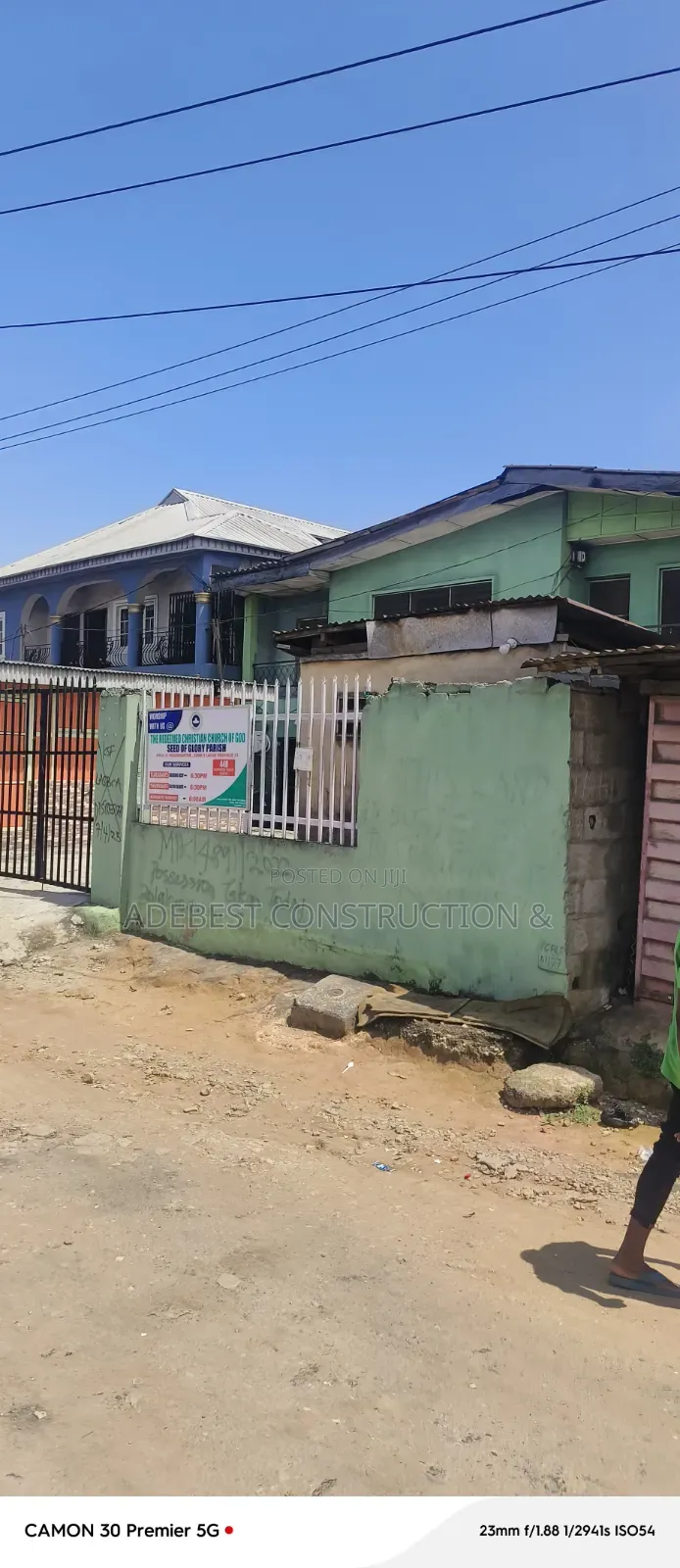 2bdrm Block of Flats in New Garage / Ojota for sale