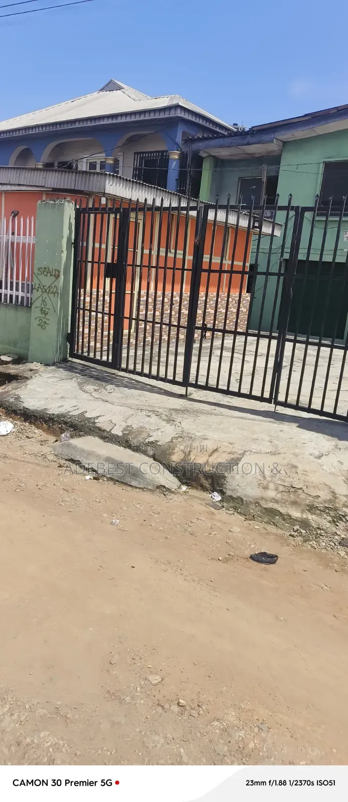 2bdrm Block of Flats in New Garage / Ojota for sale