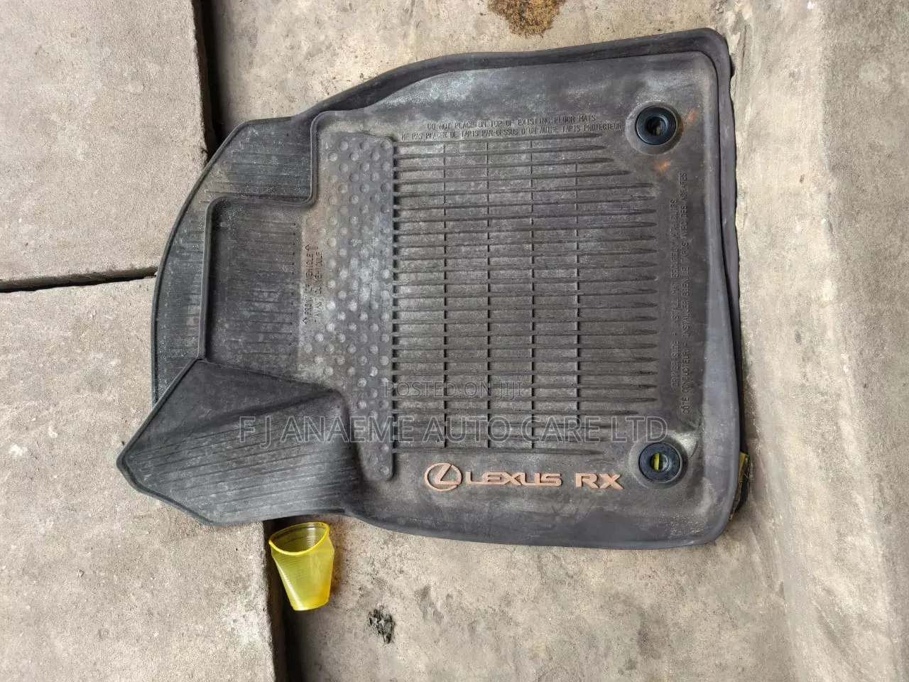 Brown Colour Footmat Rubber Carpet for Lexus Rx350 2020 Model