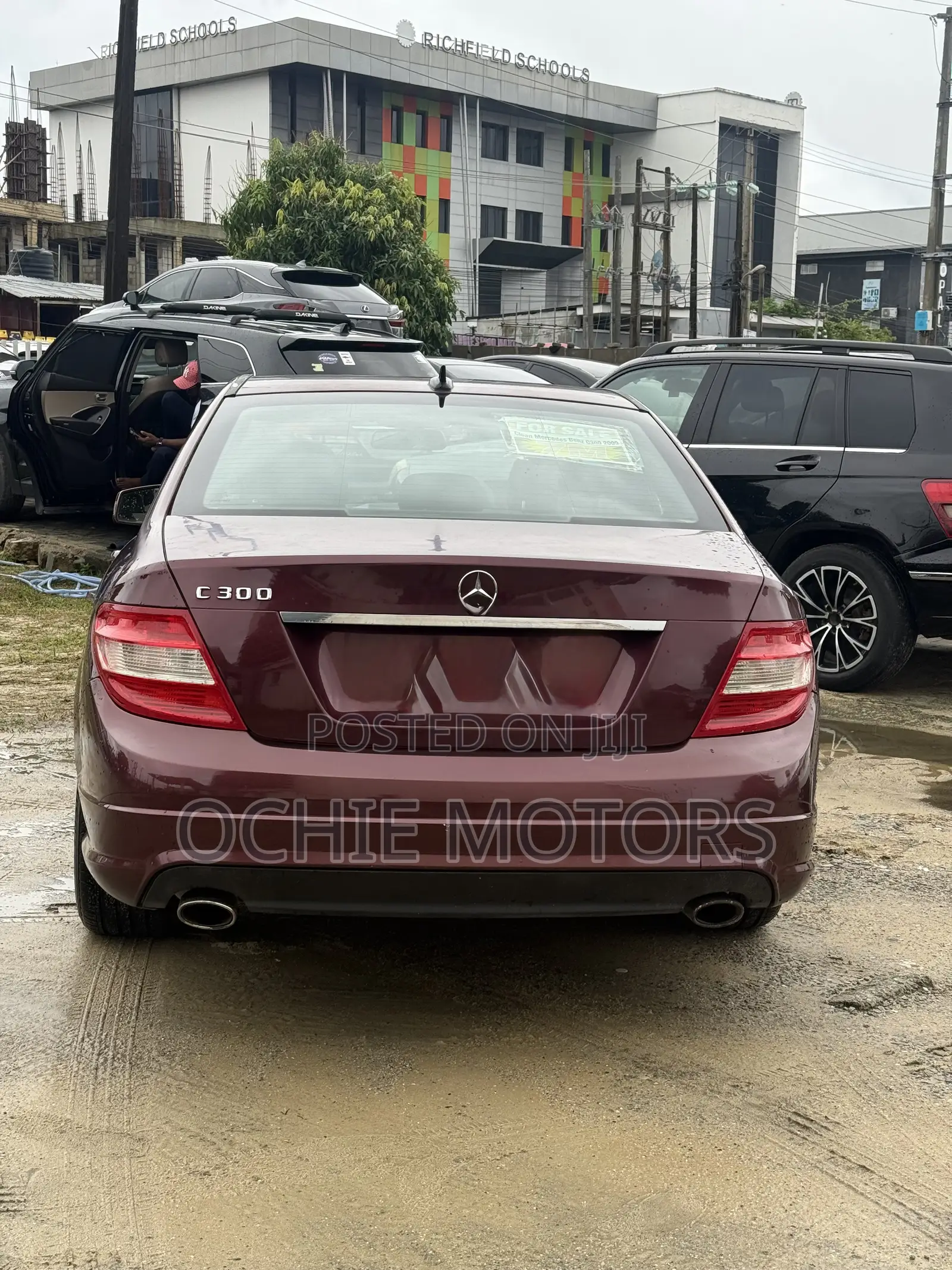 Mercedes-Benz C300 Luxury Sedan AWD (3.0L 6cyl 7A) 2008 Burgundy