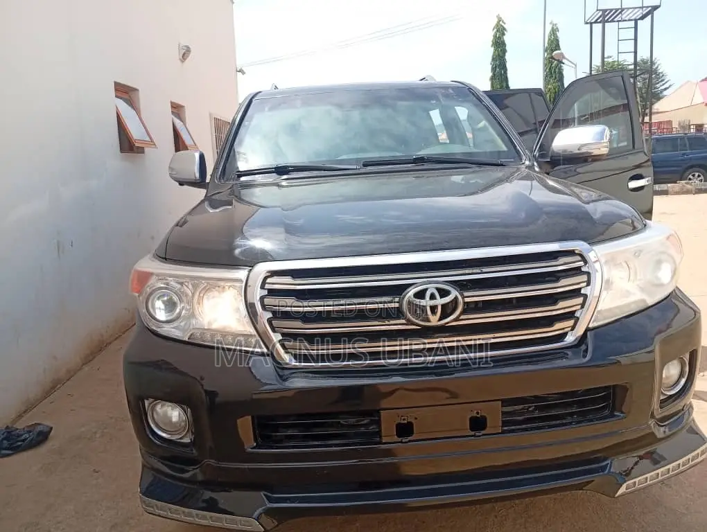 Toyota Land Cruiser 4.5 V8 VXR 2015 Black
