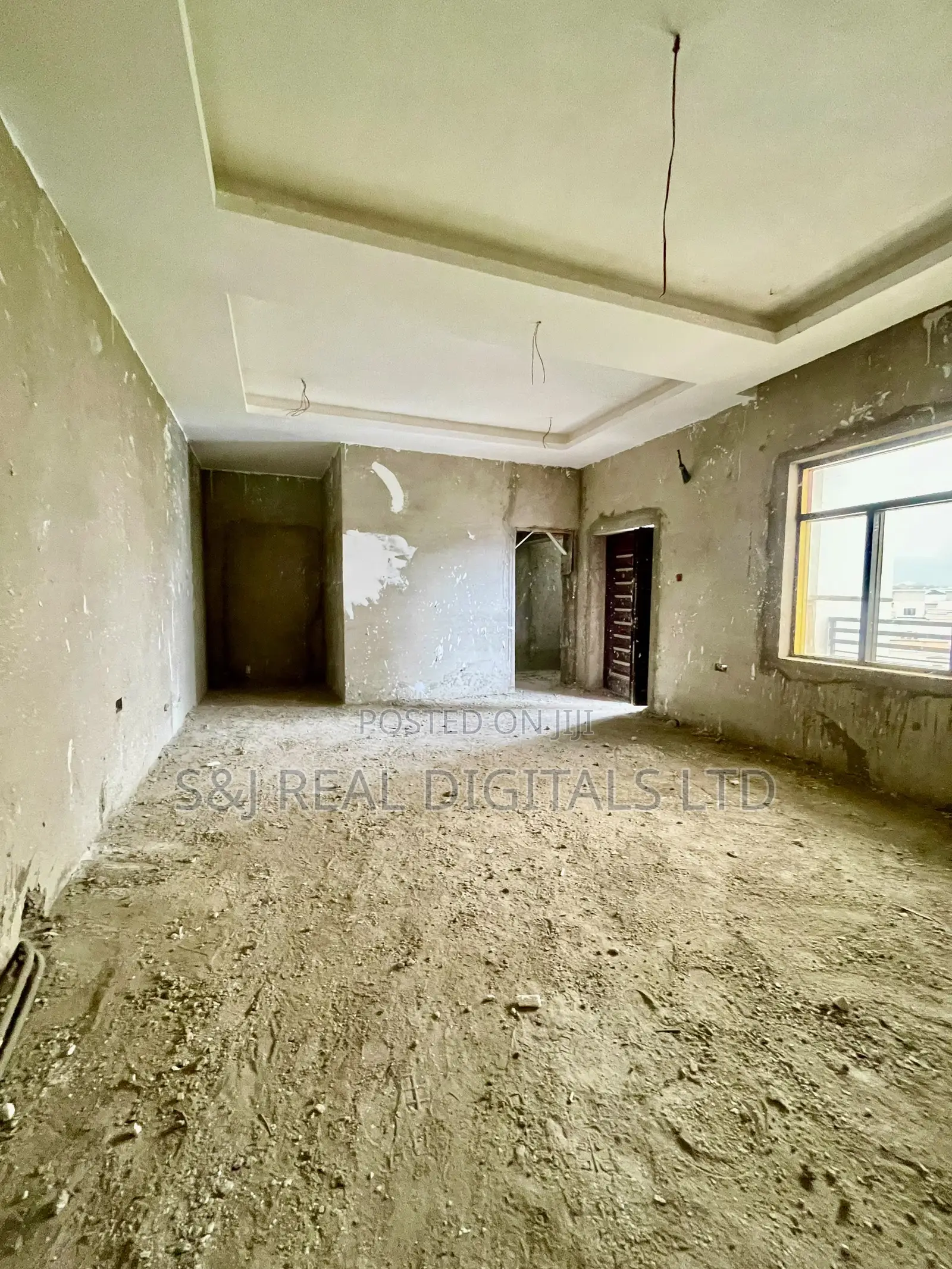 6bdrm Duplex in Jahi for sale