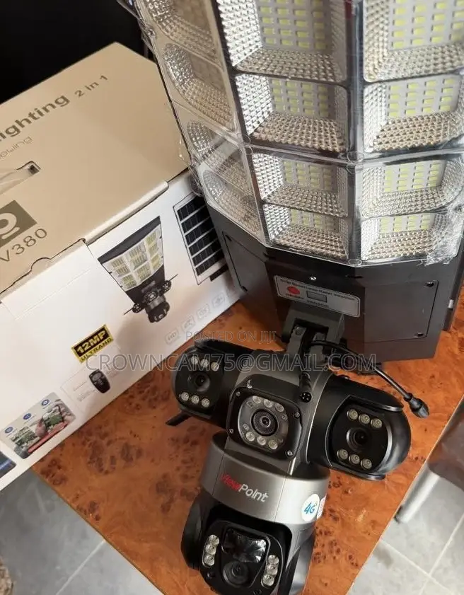 View Point 20eyes 800w Solar Street Light With 3lens PTZ CCTV Camera