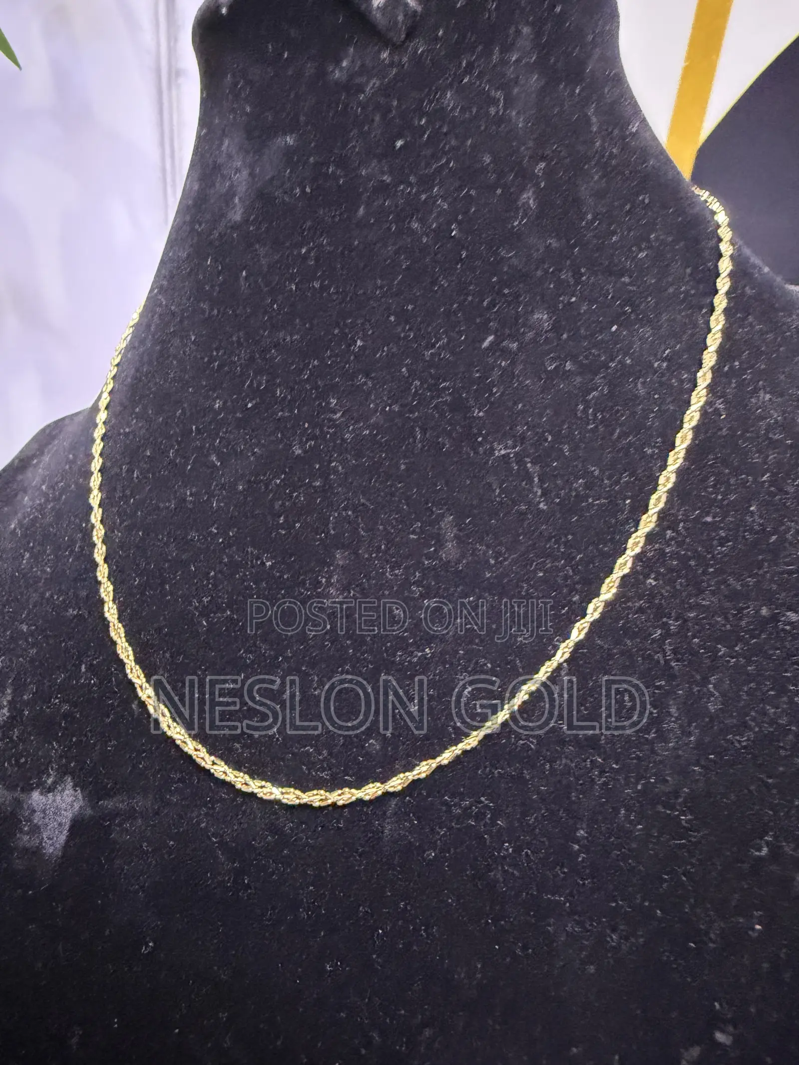 Italy 750 Tested 18karat Solid Gold Necklace
