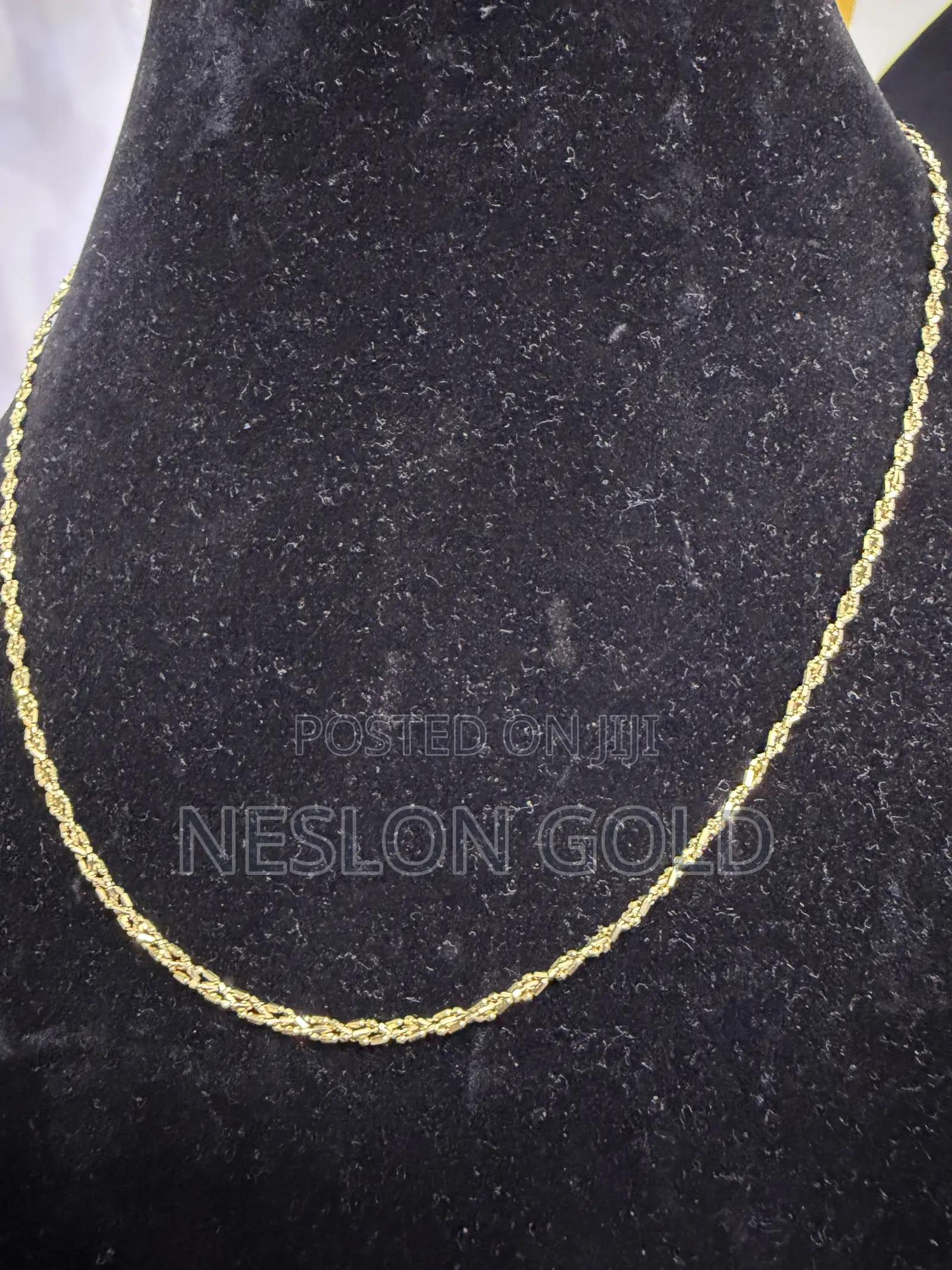 Italy 750 Tested 18karat Solid Gold Necklace