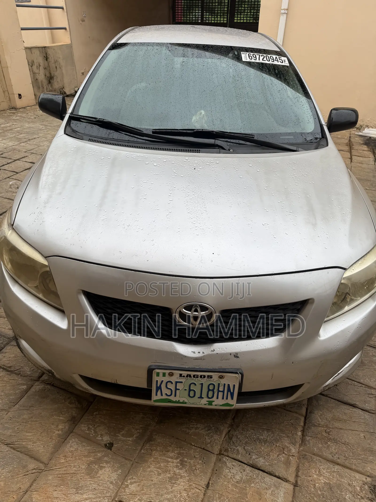 Toyota Corolla LE 4dr Sedan (1.8L 4cyl 4A) 2010 Silver