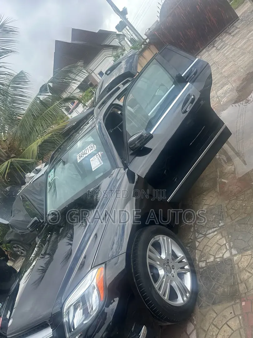 Mercedes-Benz GLK-Class 2014 Black
