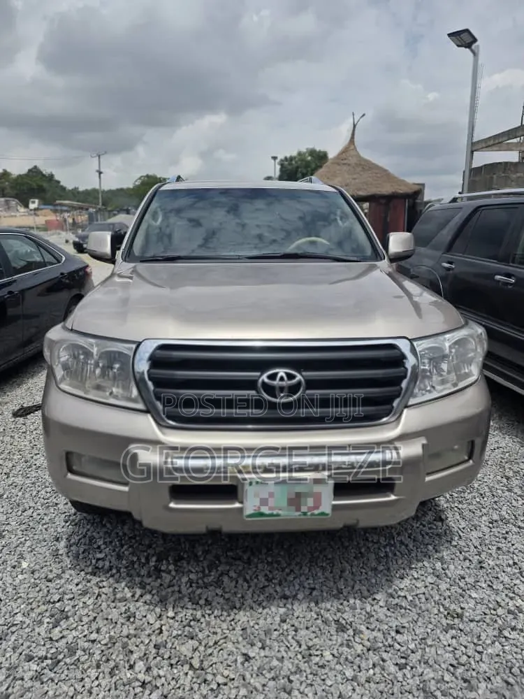 Toyota Land Cruiser 2009 Gold