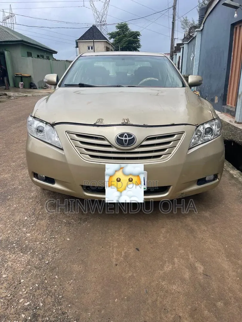Toyota Camry 2008 Gold