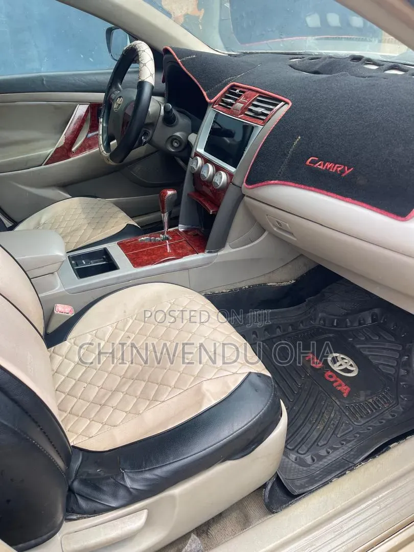 Toyota Camry 2008 Gold