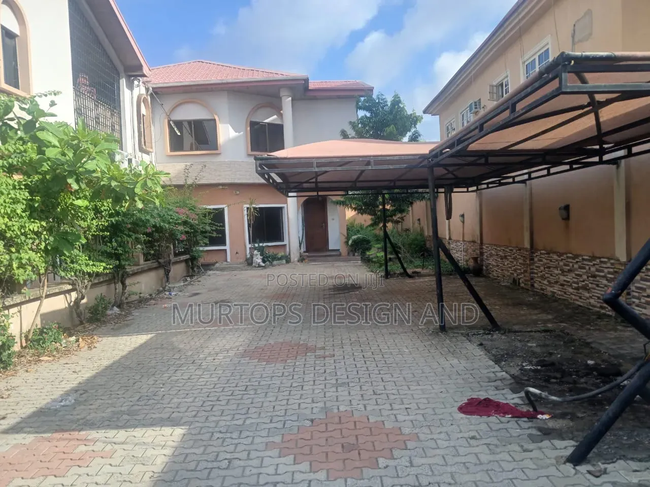 4bdrm Duplex in Lekki Phase 1 for rent