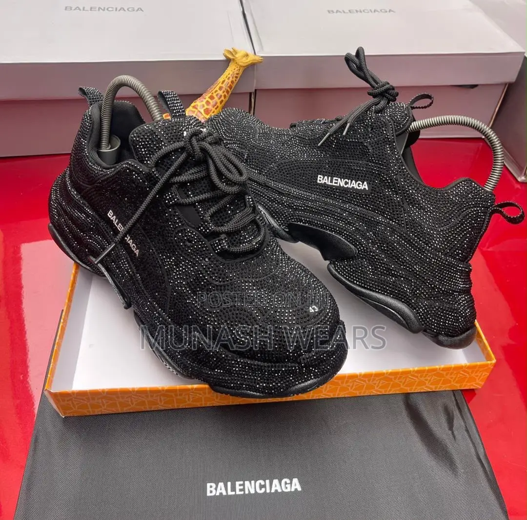 Balenciaga Sneakers 40-46 Available