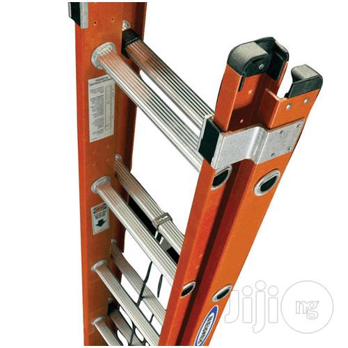 Heavy Duty Fibreglass Extension Ladder - 2 X 20 Rungs