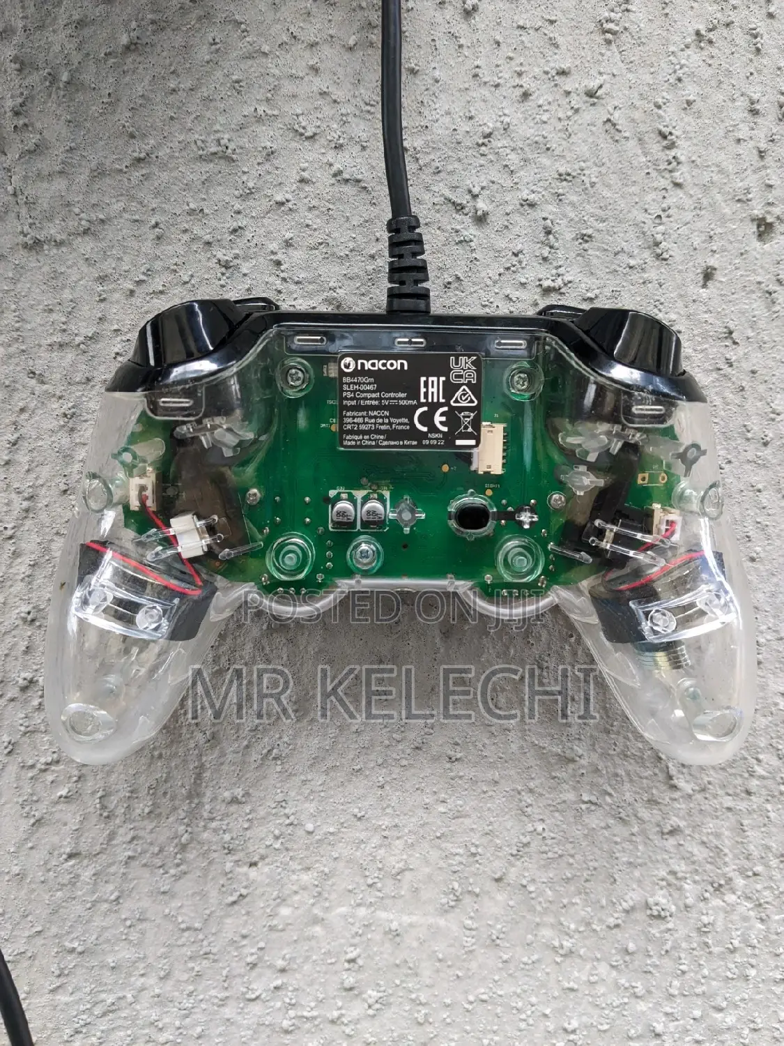 Transparent Nacon Wired Controller With Led Light. (PS3 and Ps4 Pad)