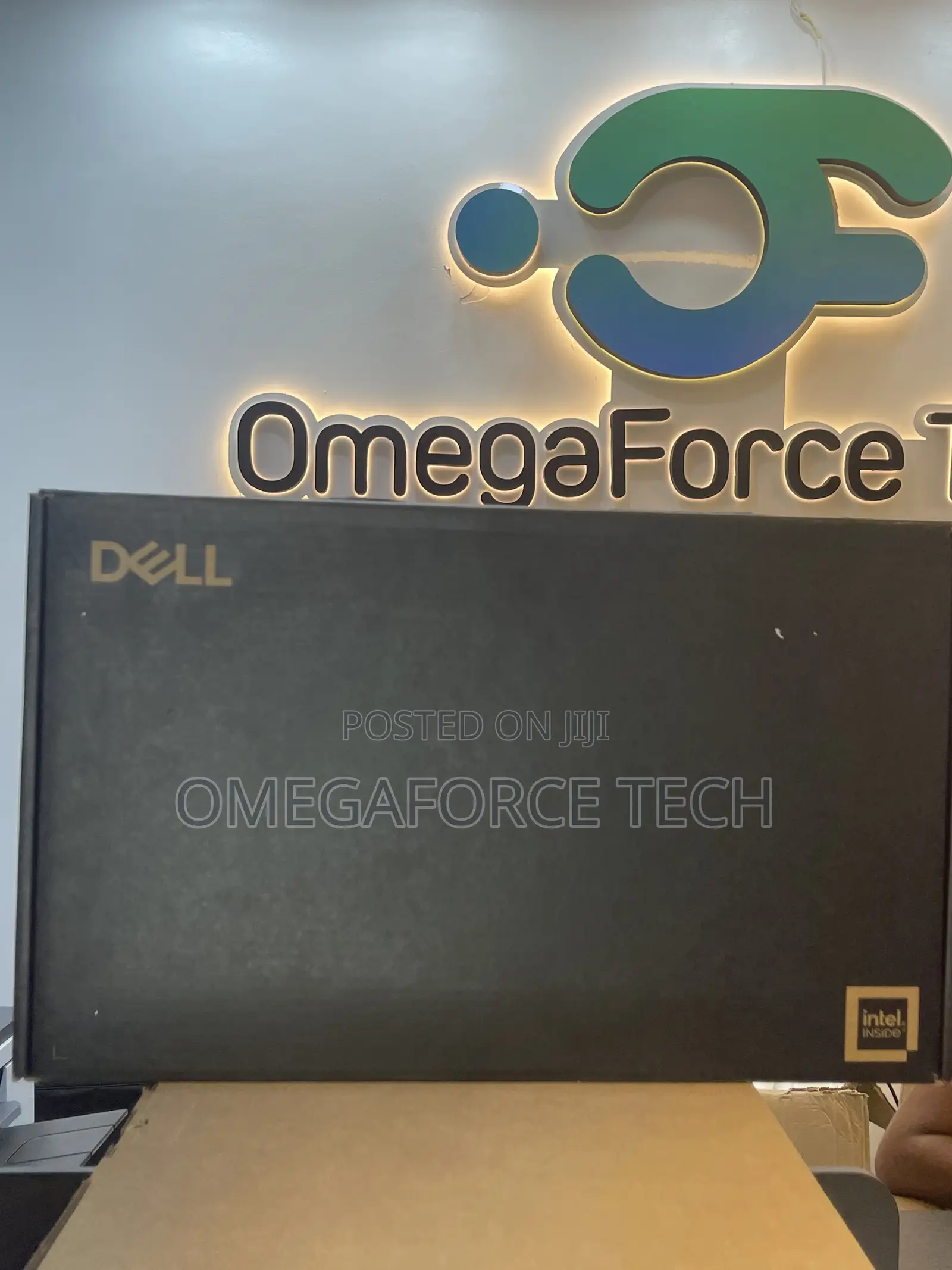 New Laptop Dell Pro Plus 16 16GB Intel Core Ultra 5 SSD 256GB