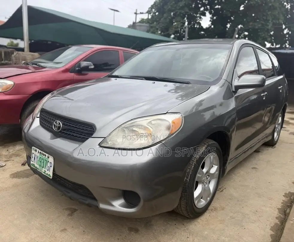 Toyota Matrix 2008 Gray