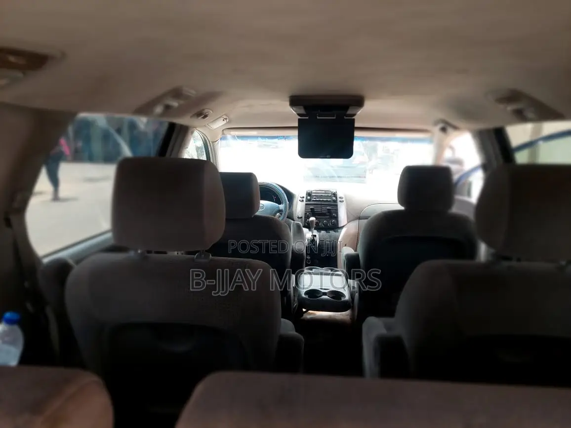 Toyota Sienna LE 4WD 2007 Blue