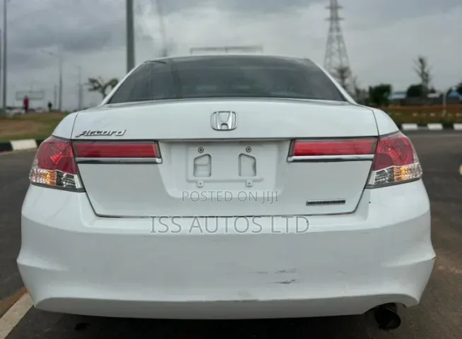 Honda Accord Sedan EX Automatic 2012 White