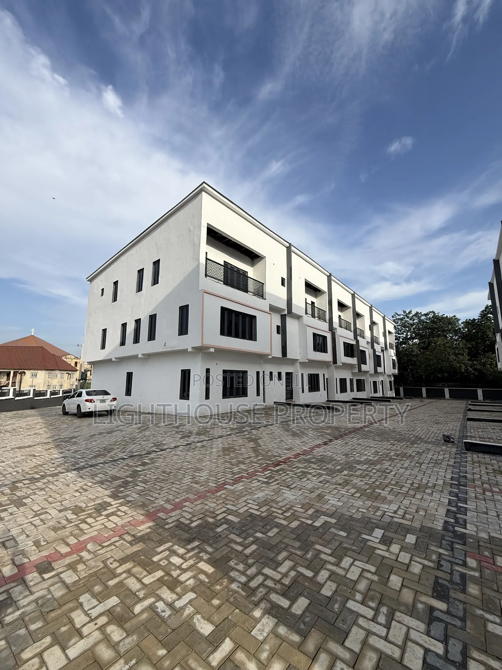 4bdrm Duplex in Games Village, Kaura for sale