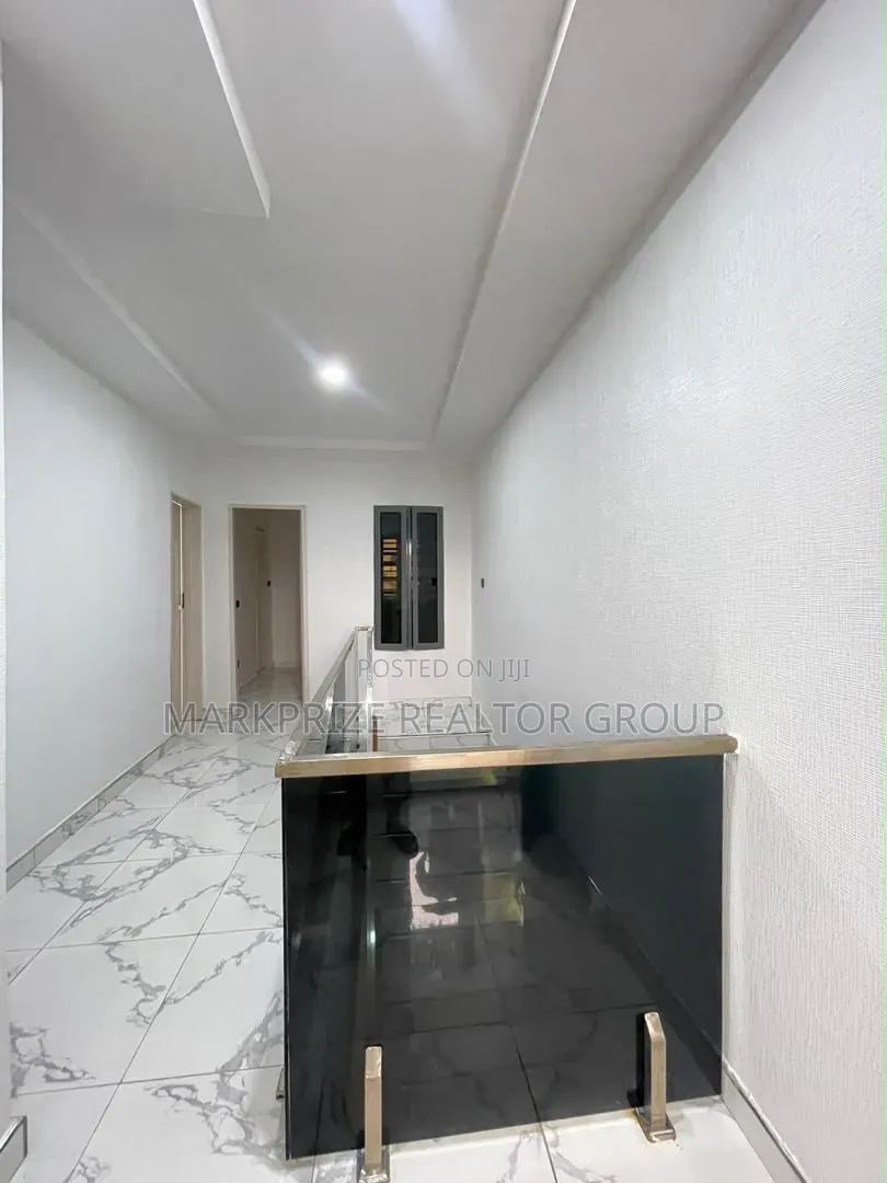 4bdrm Duplex in Maryland Lagos, Anthony Village for sale