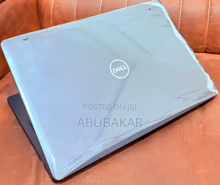 Laptop Dell Latitude 3580 4GB Intel Core i5 HDD 500GB